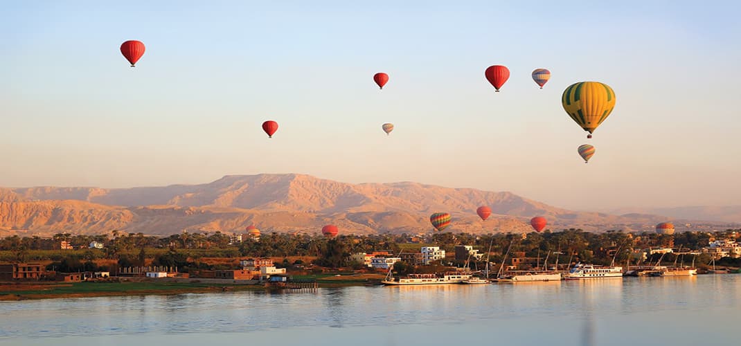 Ballooning, Luxor, Egypt