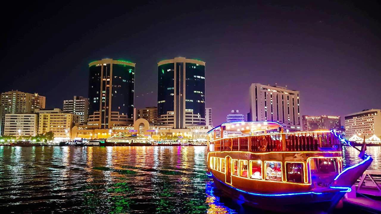 Dhow Cruise, Dubai